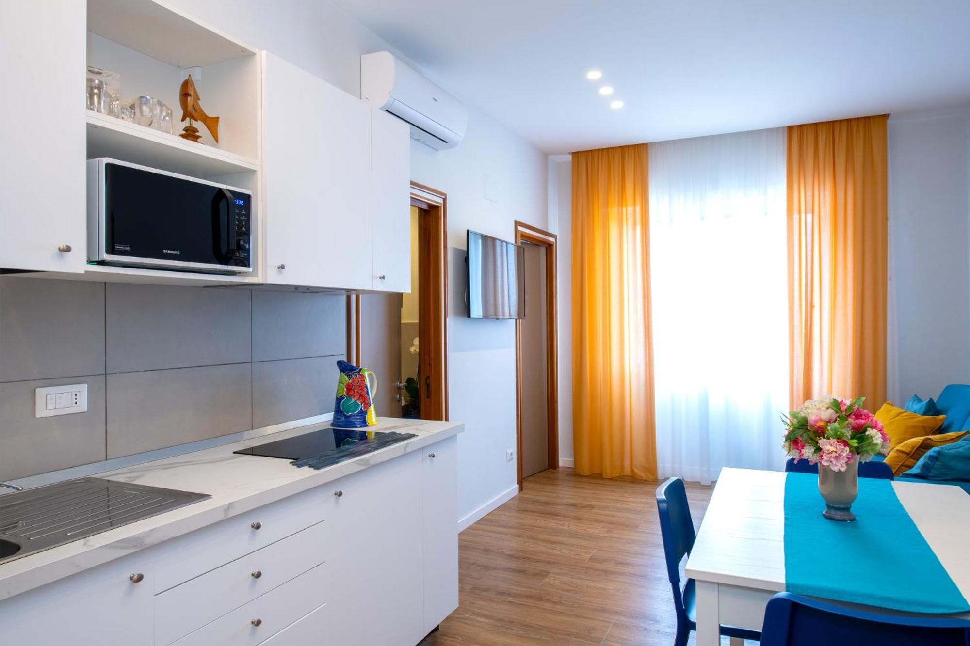 Shabby Chic Seaview Apartments Кастелламмаре-ді-Стабія Екстер'єр фото