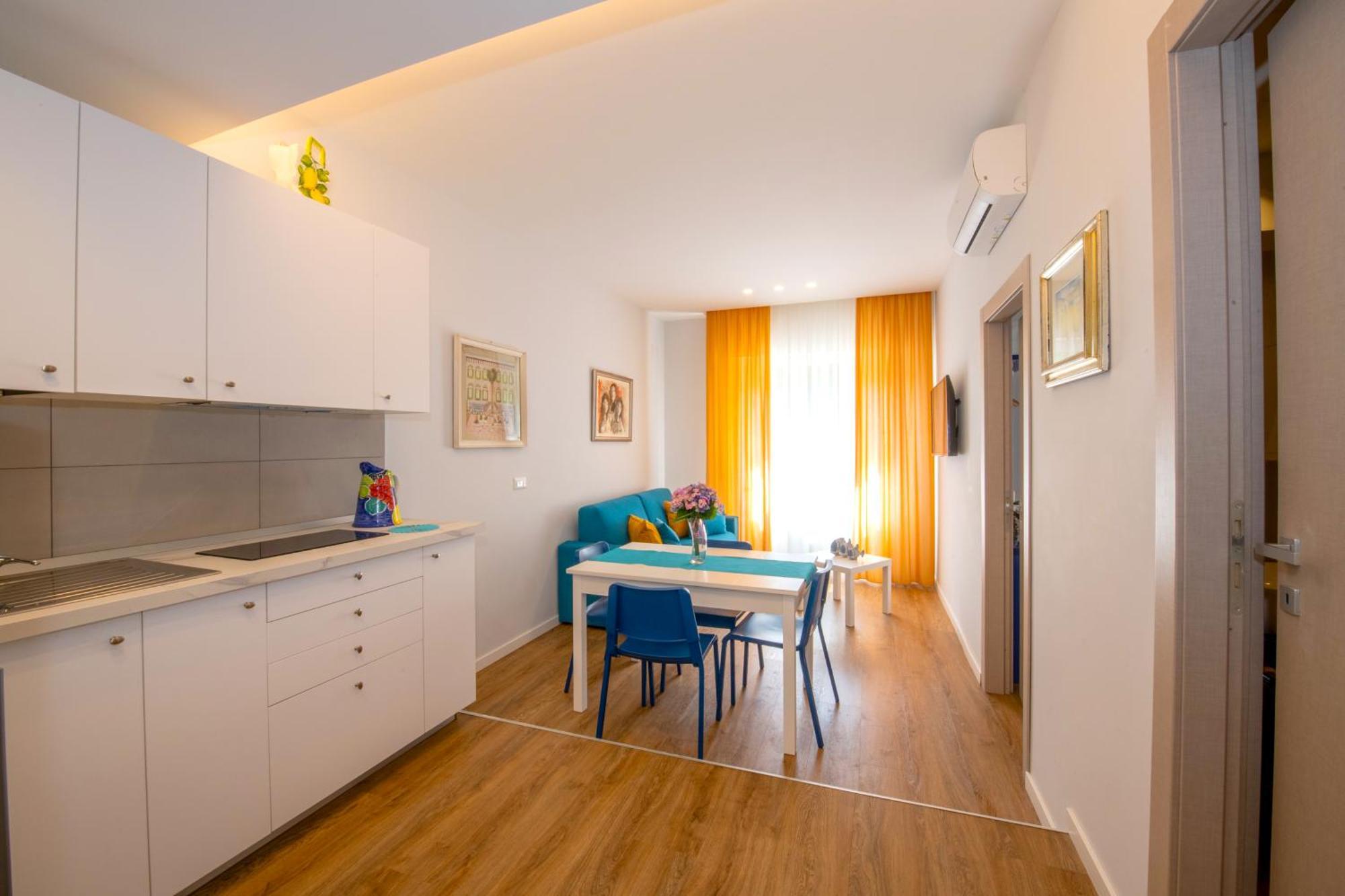Shabby Chic Seaview Apartments Кастелламмаре-ді-Стабія Екстер'єр фото